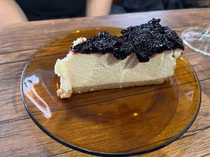 Blueberry Cheesecake (Cahew based) at Veggira in Bilbao
