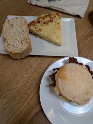 Tortilla and sandwich at Veggira in Bilbao