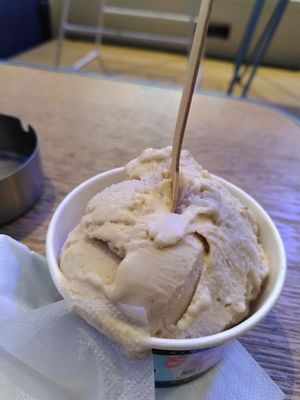 apple pie ice cream at Sugar Killer in Athens