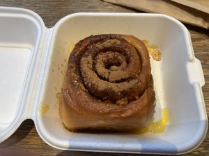 Cinnamon roll at Sugar Killer in Athens