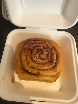 Cinnamon roll  at Sugar Killer in Athens
