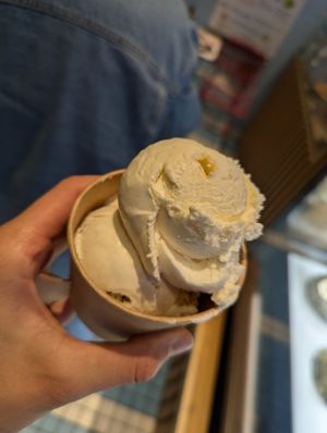 Funky Monkey and Greek Yoghurt at Sugar Killer in Athens