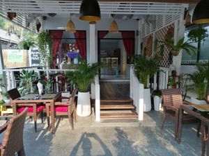 Outside view at Poke Bowl in Koh Chang