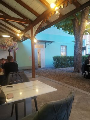  at Entrega430 X Veggiezz in Linz