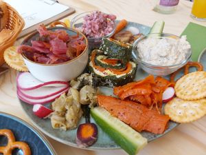 die "Visch-Platte" → ein Gedicht! at Plantenköök in Bremen