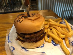 Vegan BBQ burger   at Achával - 5 Squares in Puerto Iguazu