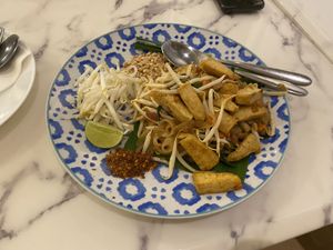 Pad Thai at May Veggie Home in Bangkok