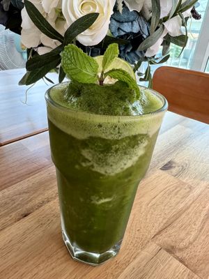 Lime & mint smoothie  #Veganuary at May Veggie Home in Bangkok