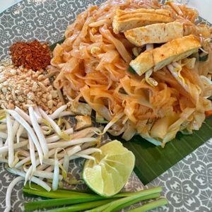 Pad Thai with Tofuu  at May Veggie Home in Bangkok