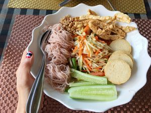 The recommended papaya salad dish at May Veggie Home in Bangkok