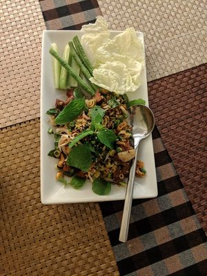 Cashew chick'n at May Veggie Home in Bangkok