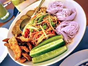 Pad Thai at May Veggie Home in Bangkok