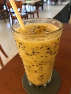 Cold lemonade at May Veggie Home in Bangkok