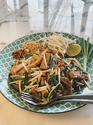 Pad Thai at May Veggie Home in Bangkok
