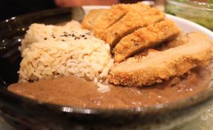 'Kao Gaeng Garee Kai Tonkutsu' at May Veggie Home in Bangkok