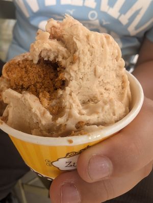 Scott at Zuckero - Naschmarkt in Vienna