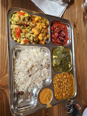 Lunch buffet (12,50 Mo-Fr 12-2:30 pm) at Himalaya Masala in Graz