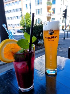 Drinks at To80 vegan in Cologne