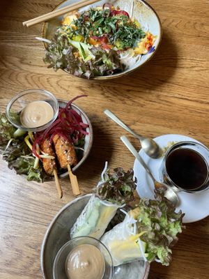 Big Bowl and small  bowls   at To80 vegan in Cologne