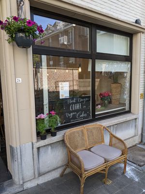 view from the street at Plant Dragon in Leuven