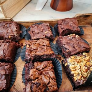 Brownie at Plant Dragon in Leuven
