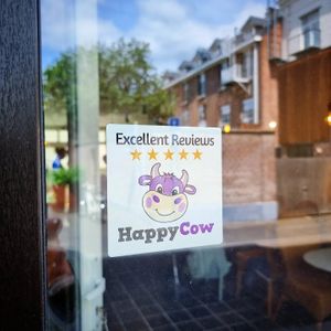 Gave them a Happy Cow sticker 😊👍 at Plant Dragon in Leuven