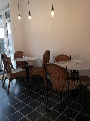 Inside at Plant Dragon in Leuven