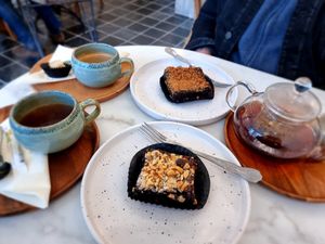 Pastry and coffee/tea at Plant Dragon in Leuven