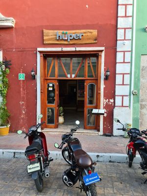 Almost all buildings look alike. It is easy to miss if you don't know what you are looking for. Today there was multiple motorbikes parked right outside. at Hüper in Valladolid