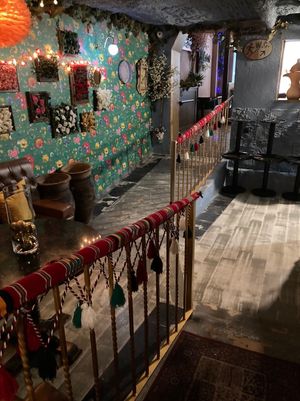 Connector hallway on main floor  at Damasco in Barcelona