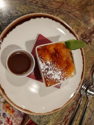 Creme brûlée at Jardineiro - Vegan Kitchen in Porto