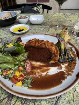 Vegan tofu wellington   at Jardineiro - Vegan Kitchen in Porto