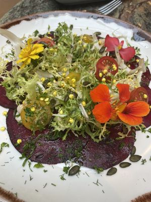 Beetroot starter  at Jardineiro - Vegan Kitchen in Porto