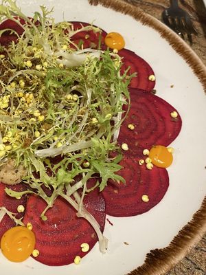 Beet carpaccio  at Jardineiro - Vegan Kitchen in Porto