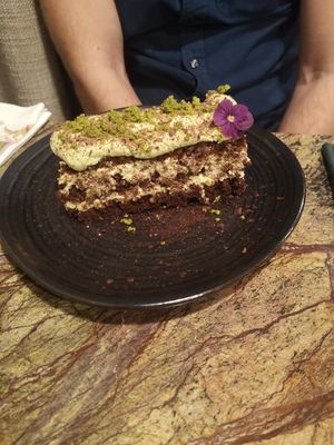 Pistachio tiramisu at Jardineiro - Vegan Kitchen in Porto