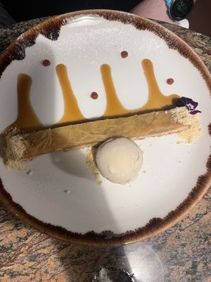 Apple cake - excellent  at Jardineiro - Vegan Kitchen in Porto