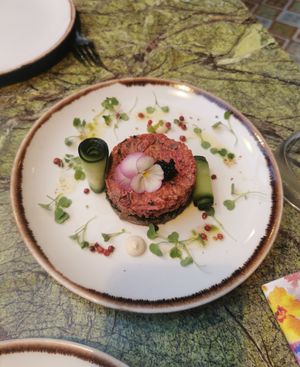 Carrot and parsnip tartar, with beluga lentils at Jardineiro - Vegan Kitchen in Porto