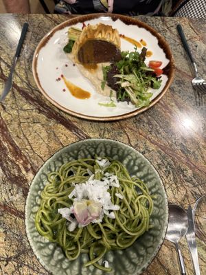 Tofu Wellington and Pesto Pasta   at Jardineiro - Vegan Kitchen in Porto