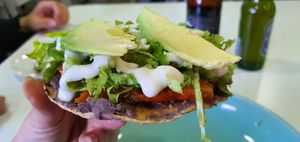 Tostaditas deliciosas!! (Creo que eran de tinga de zanahoria) at Corazon Verde in Queretaro