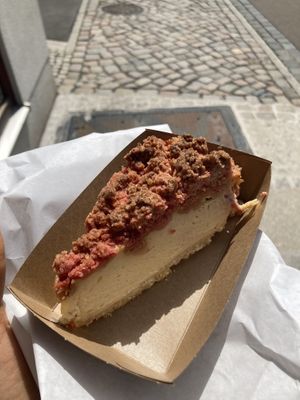 Cheesecake: so damn good  at Alua Catering Cafe in Dresden