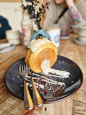 New York Roll mit Tiramisucreme at Alua Catering Cafe in Dresden