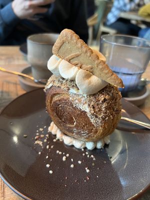 Spekulatius NY Roll  at Alua Catering Cafe in Dresden