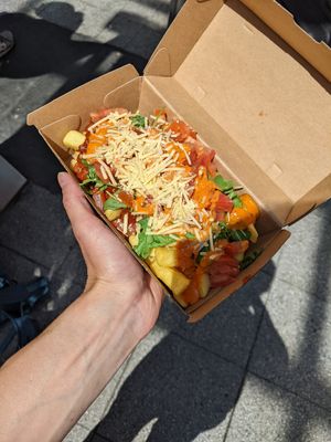 Bolofriten (9,60€) - 4.5/5 at Frittenwerk - Hbf Köln in Cologne