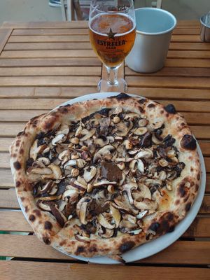  at Can Pizza in Badalona