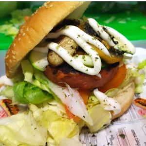 Hamburguesas vegana! at ¡Slurp! Italian Street food in Portomarin