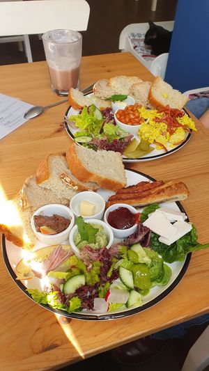 Köök breakfast (front) and hearty breakfast (back) at Katers Köök in Hamburg