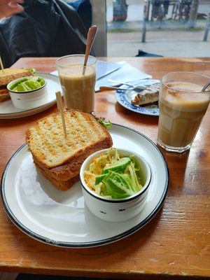 Vegan tuna sandwich at Katers Köök in Hamburg