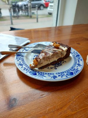 Snickers tart at Katers Köök in Hamburg