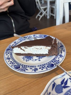 Pinguin Kuchen   at Katers Köök in Hamburg
