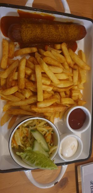 Curryvurst pommes at Katers Köök in Hamburg